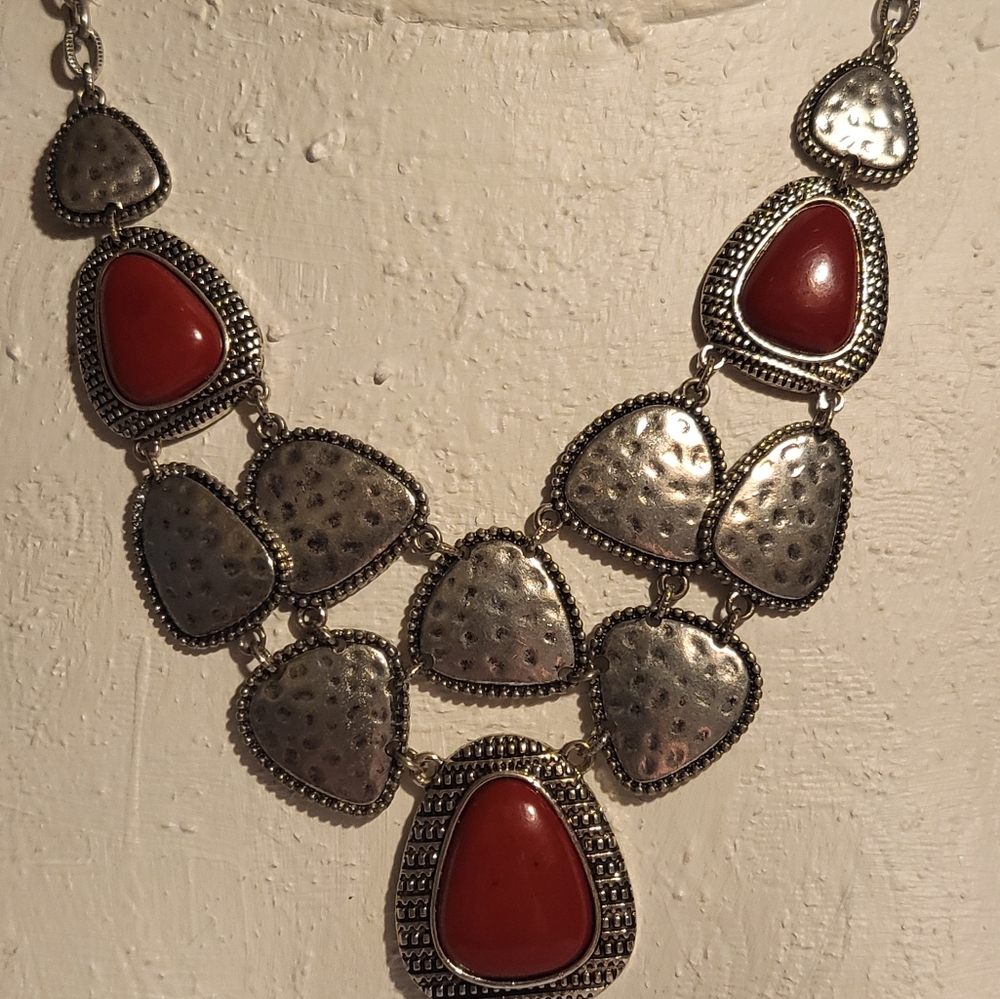 NWT RUBY RD.silver and Red Statement Necklace